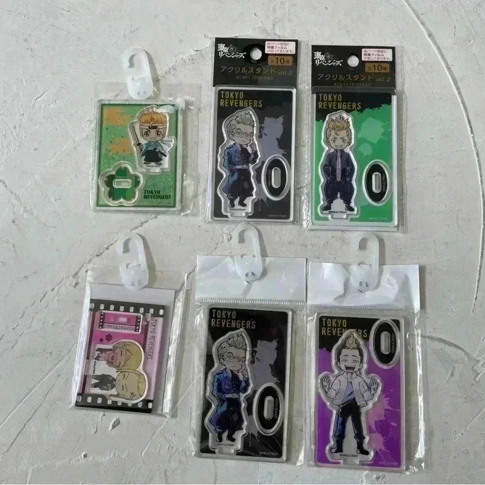 Tokyo Revengers Acrylic Stands Lot of 6